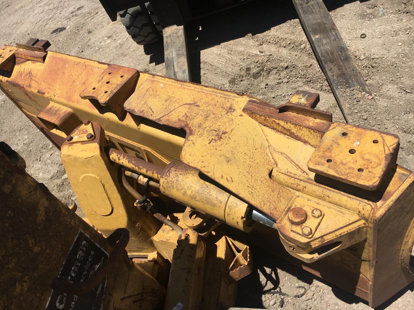 ./imagenes/INVOICE/2019/16698/TOPADOR FRONTAL  CAT_D6N (10).JPG